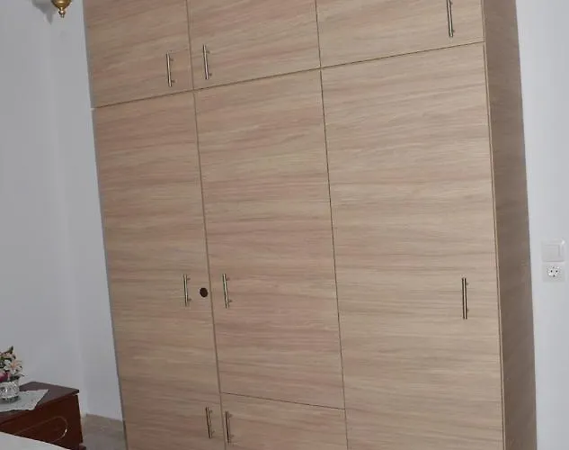 Stavroula's * Kella